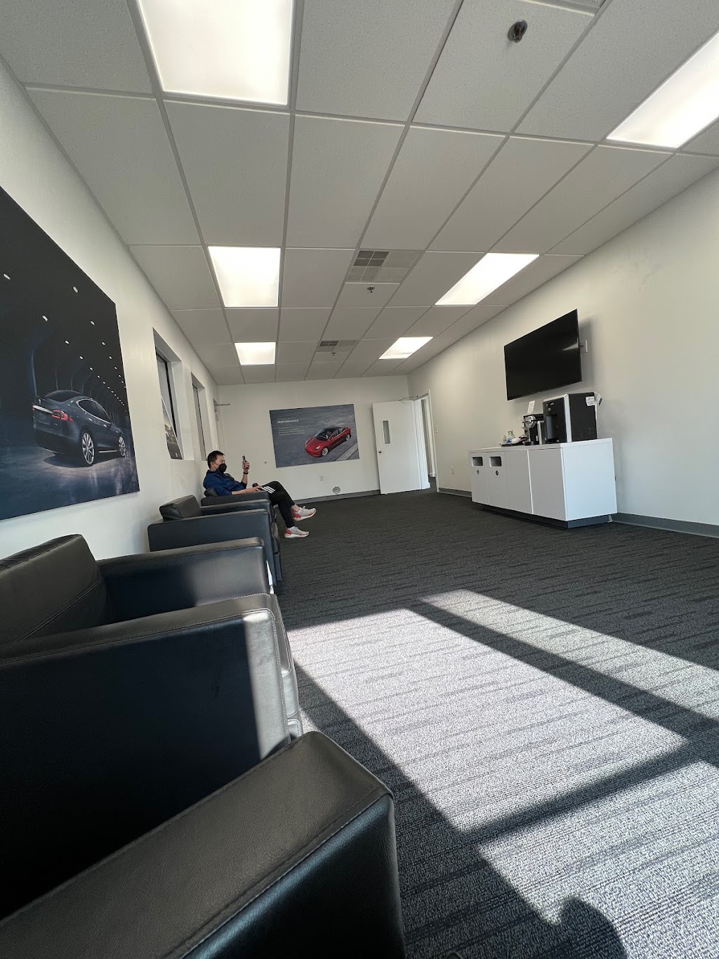 Tesla Service Center | 600 First State Blvd, Wilmington, DE 19804, USA | Phone: (302) 252-9170