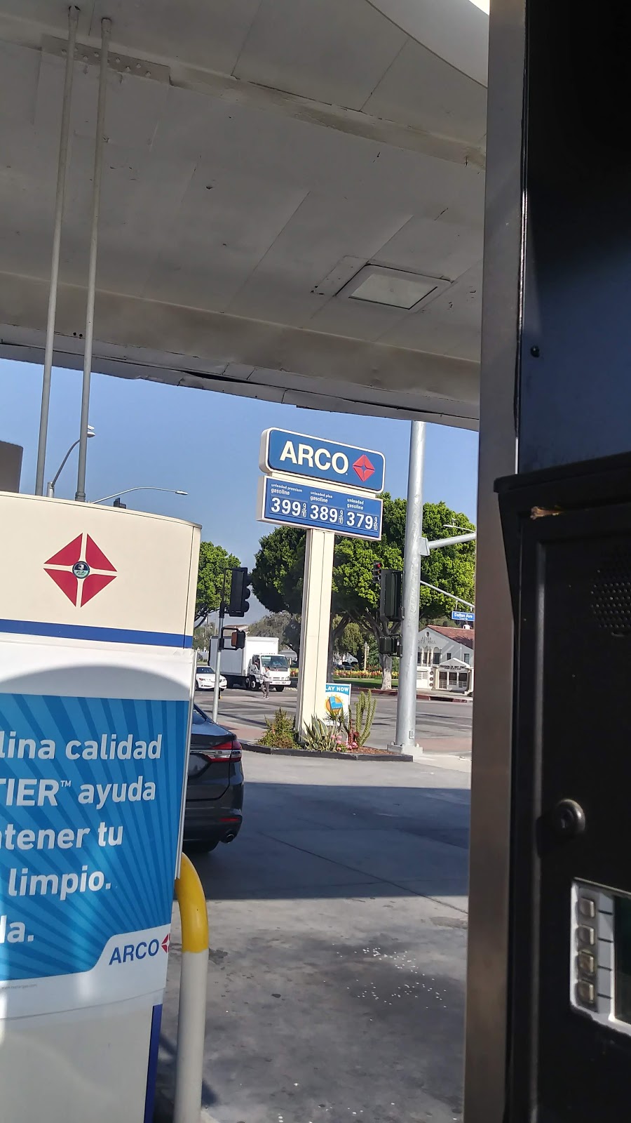 ARCO | 304 E Foothill Blvd, Azusa, CA 91702 | Phone: (626) 334-6333