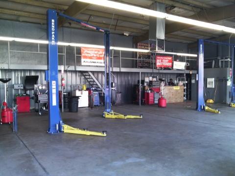 Perez Auto Repair | 429 S 35th Ave, Phoenix, AZ 85009, USA | Phone: (602) 269-3576