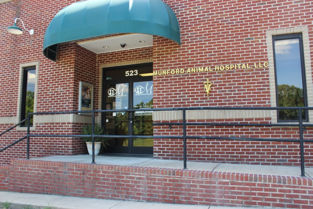 Munford Animal Hospital LLC | 523 Corbitt Dr, Munford, TN 38058, USA | Phone: (901) 837-0101