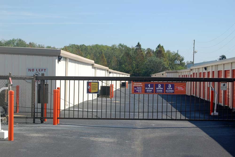 Public Storage | 2262 US-19, Holiday, FL 34691, USA | Phone: (727) 939-7047