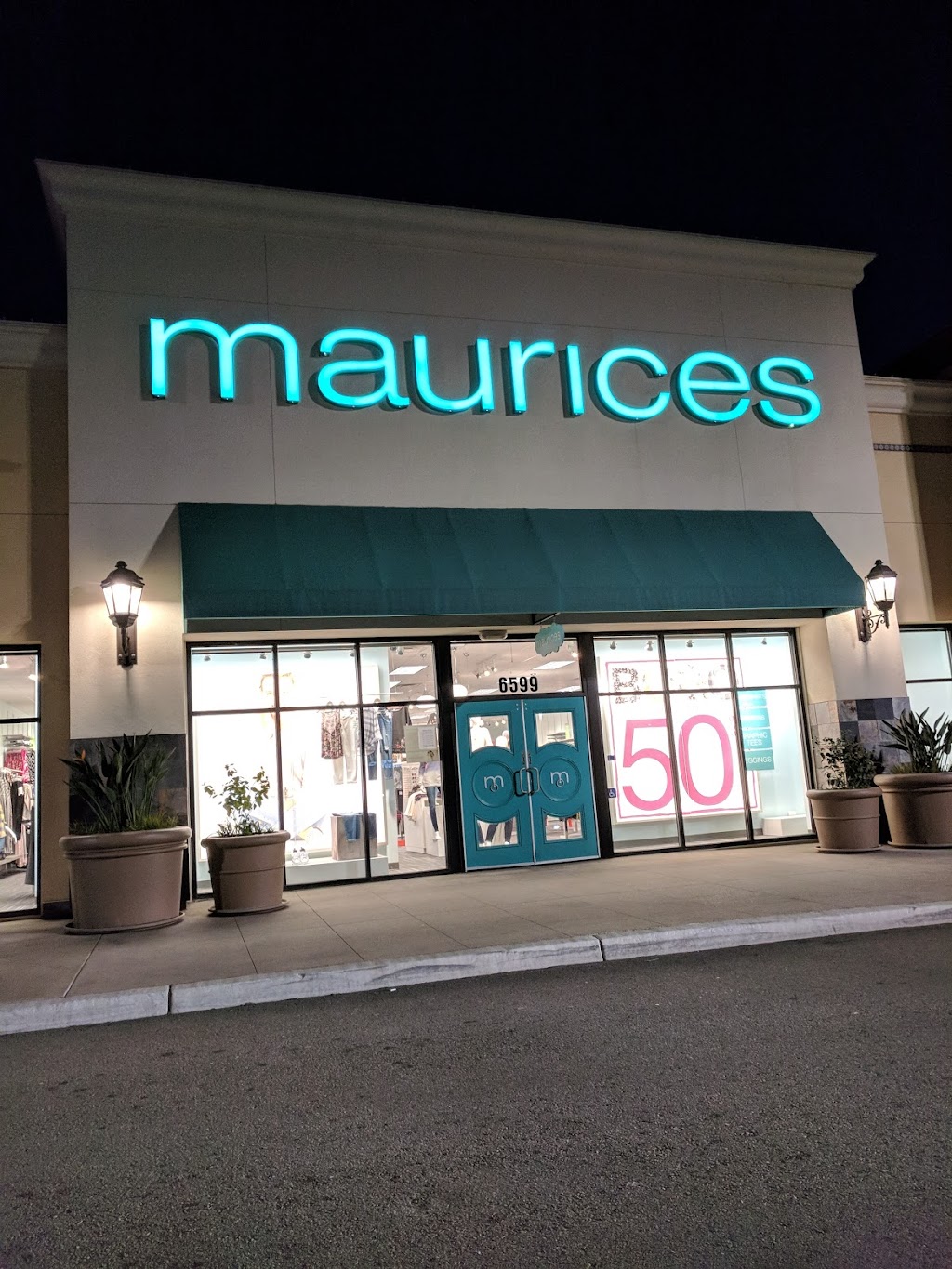 Maurices | 6599 N Riverside Dr, Fresno, CA 93722 | Phone: (559) 277-3787