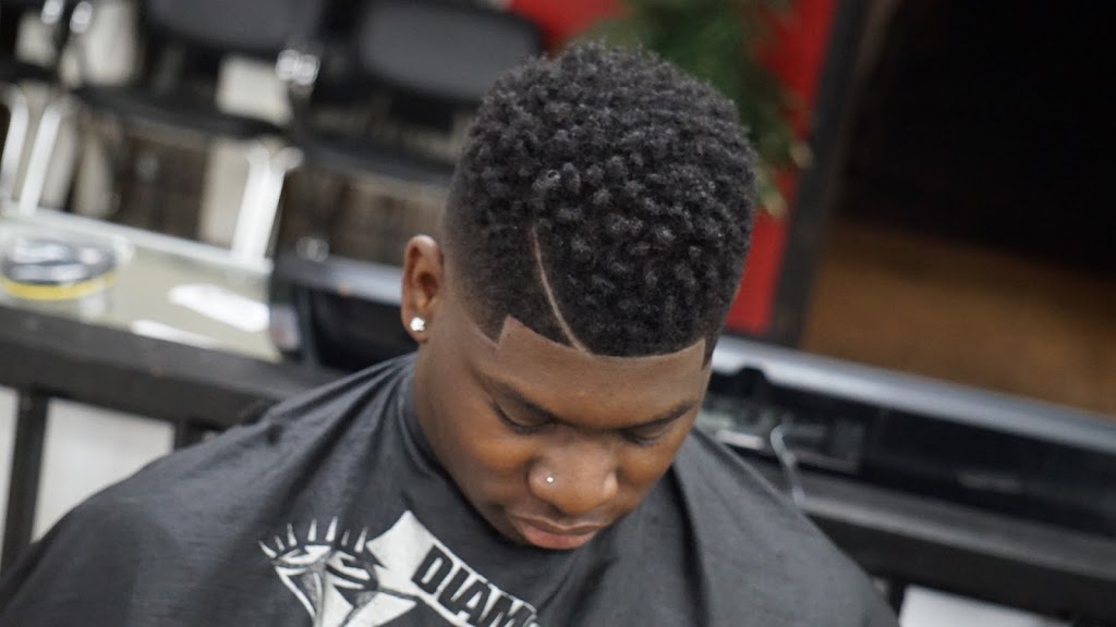 Diamond Cuts Barber Studio, Llc | 6030 GA-85, Riverdale, GA 30274, USA | Phone: (678) 720-2913