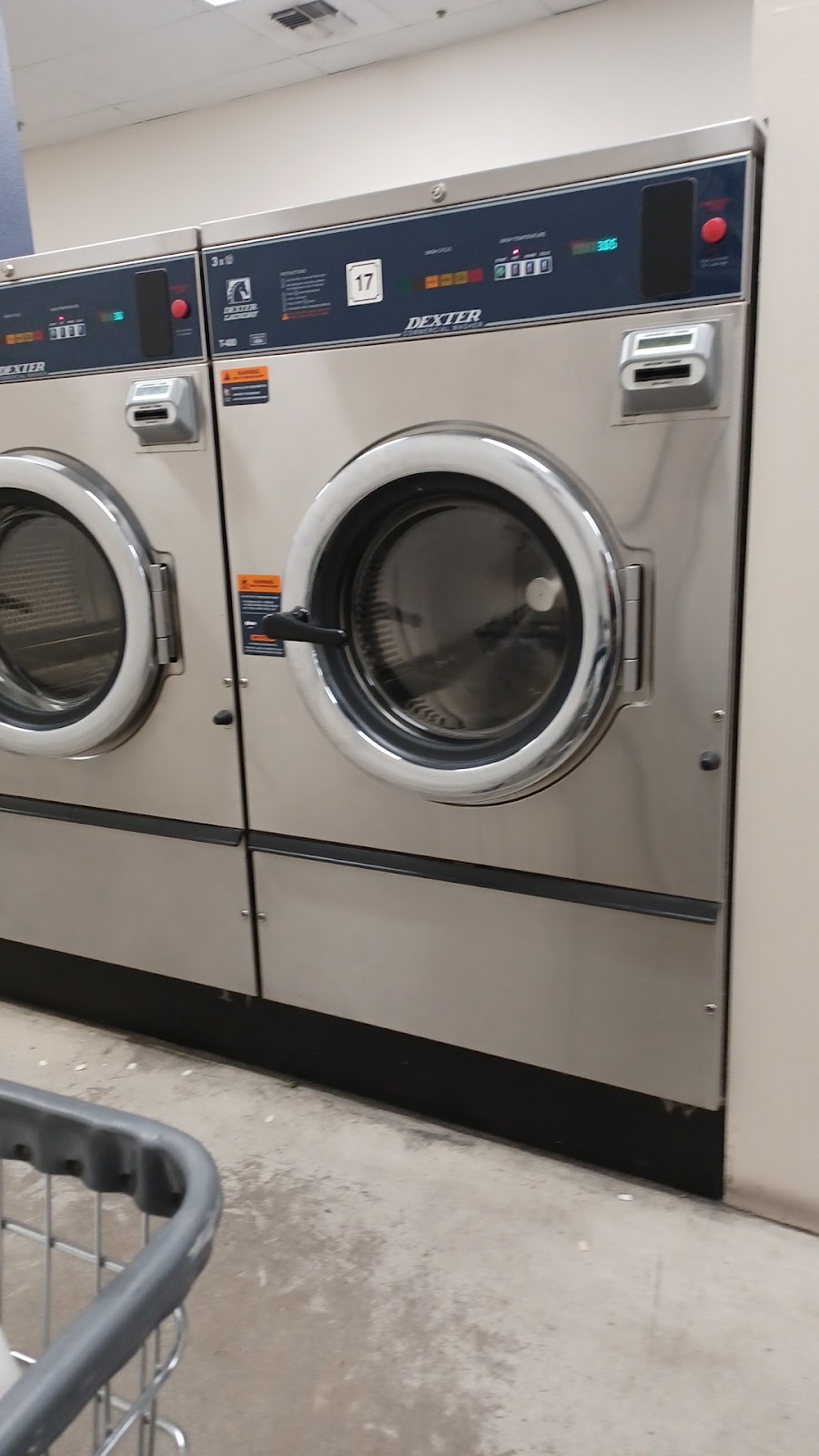 Countryside Laundromat | 1875 Countryside Dr, Turlock, CA 95380, USA | Phone: (209) 850-9235