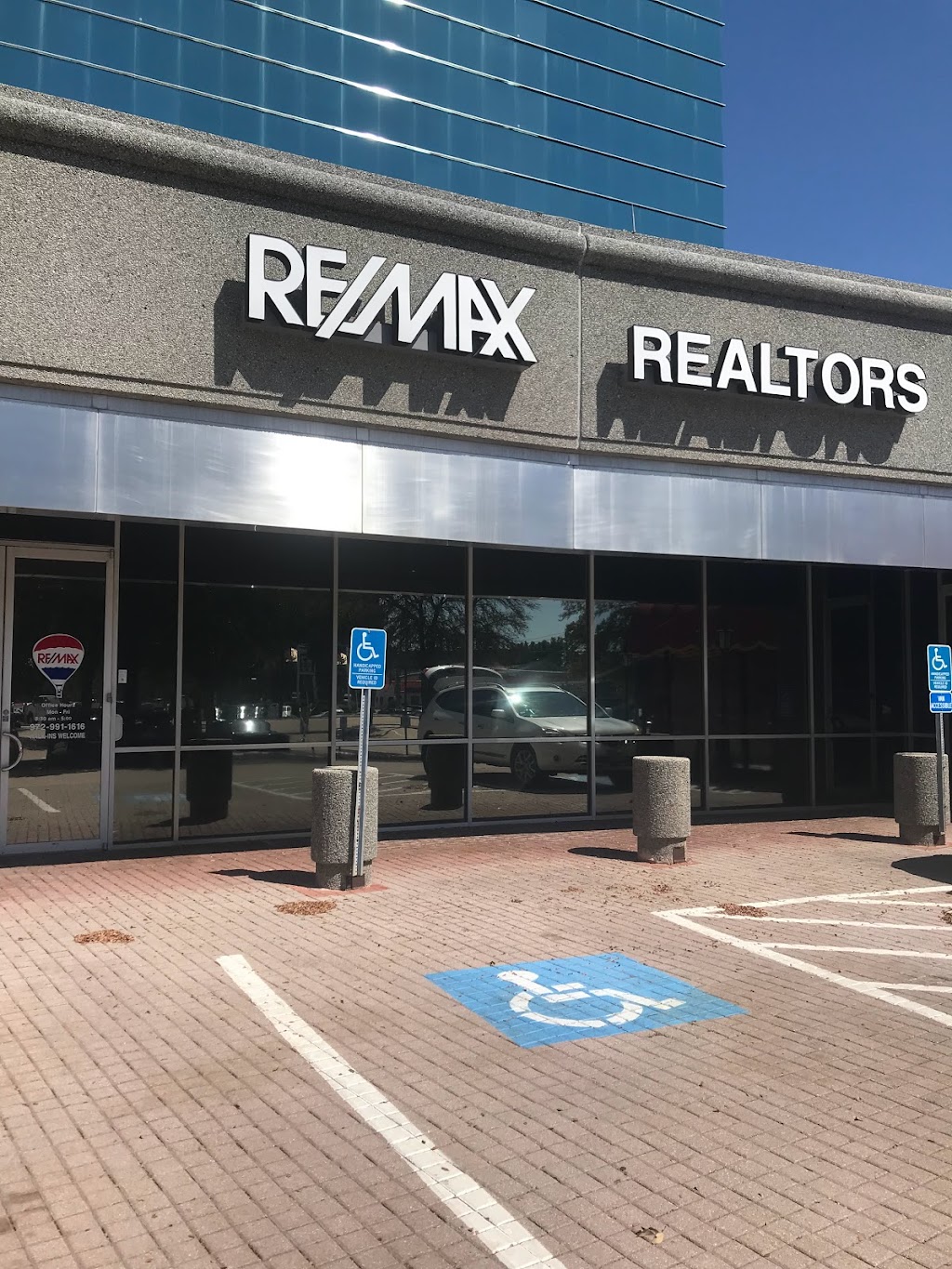 Re/Max Premier: Kyle Gunter, Realtor | 18111 Preston Rd Ste 150, Dallas, TX 75252, USA | Phone: (214) 675-5953