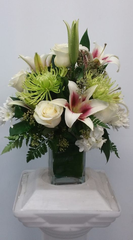 AA Flowers of Tustin | 17602 17th St, Tustin, CA 92780, USA | Phone: (714) 838-9567