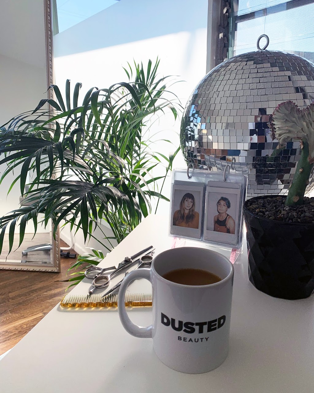 DUSTED BEAUTY | 2348 Forney St, Los Angeles, CA 90031, USA | Phone: (424) 666-1298