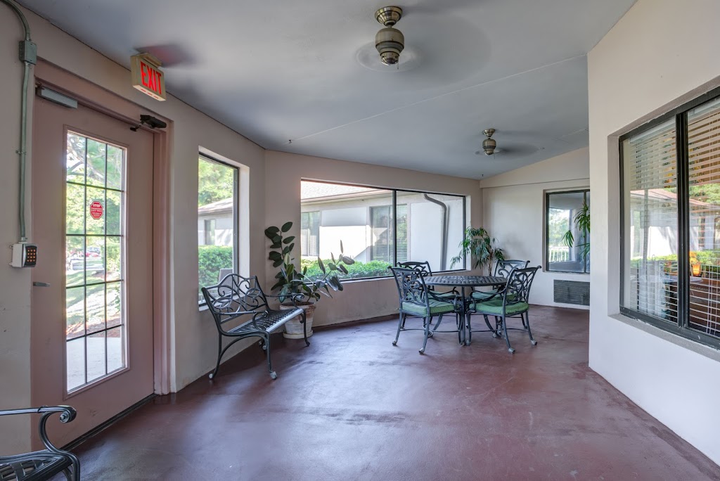 Westchester Gardens Health & Rehabilitation | 3301 McMullen Booth Rd, Clearwater, FL 33761, USA | Phone: (727) 785-8335