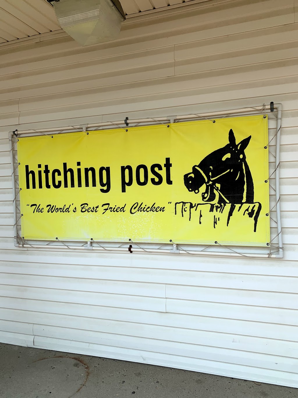 Hitching Post Kellogg - Worlds Best Fried Chicken | 4535 Kellogg Ave, Cincinnati, OH 45226, USA | Phone: (513) 871-4293