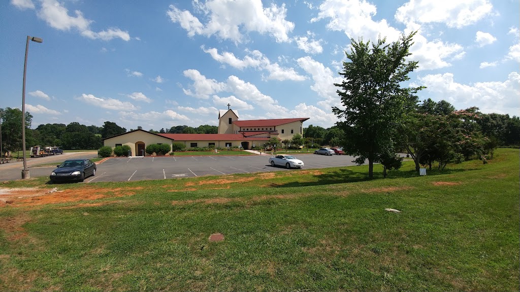 Saint Julia Catholic Church | 210 Harold Hart Rd, Siler City, NC 27344, USA | Phone: (919) 742-5584