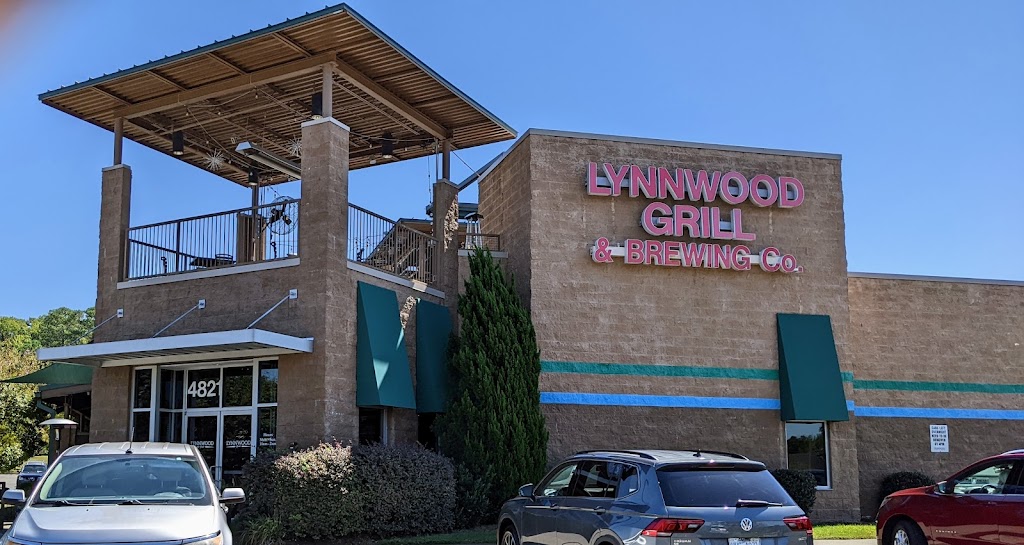 Lynnwood Grill & Brewing Company | 4821 Grove Barton Rd, Raleigh, NC 27613, USA | Phone: (919) 785-0043