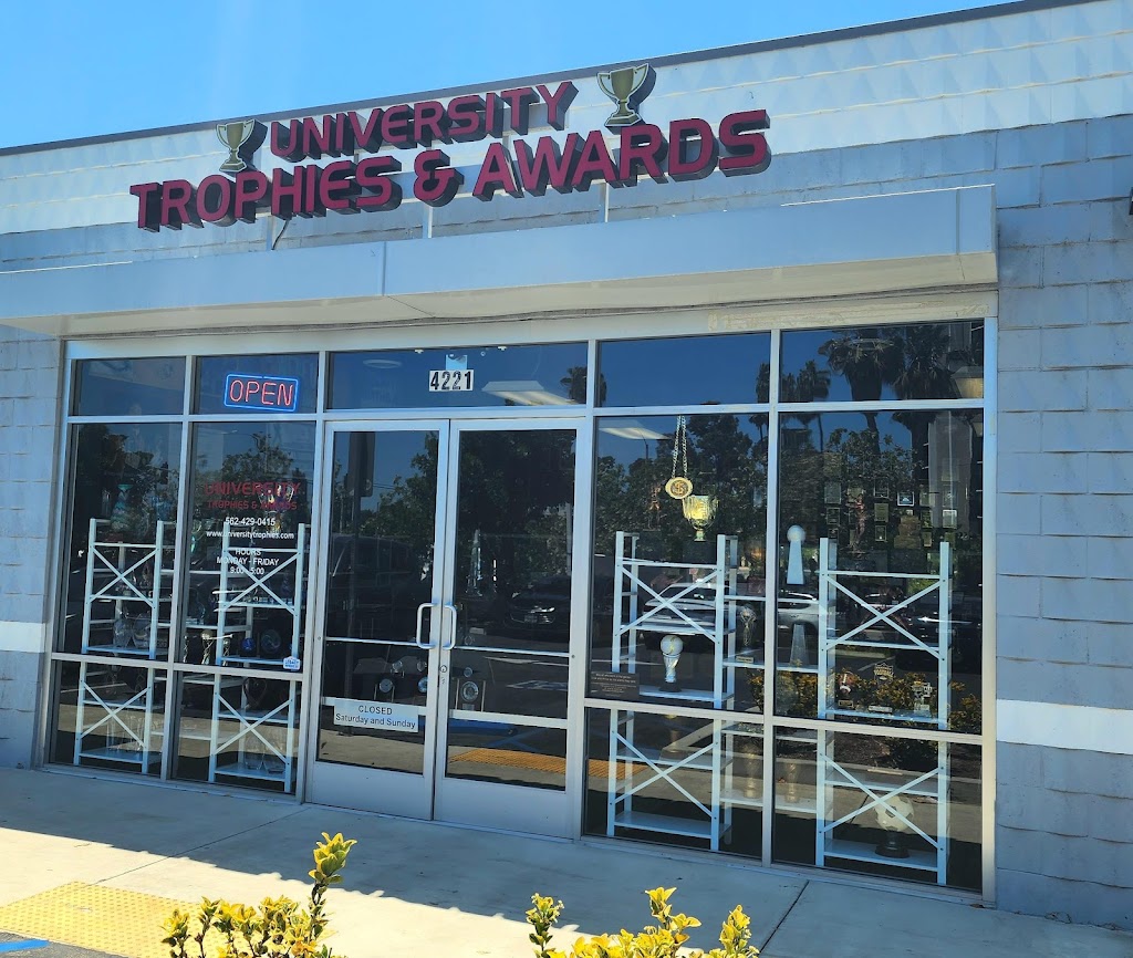 University Trophies & Awards, Inc. | 4221 E Willow St, Long Beach, CA 90815, USA | Phone: (562) 429-0415