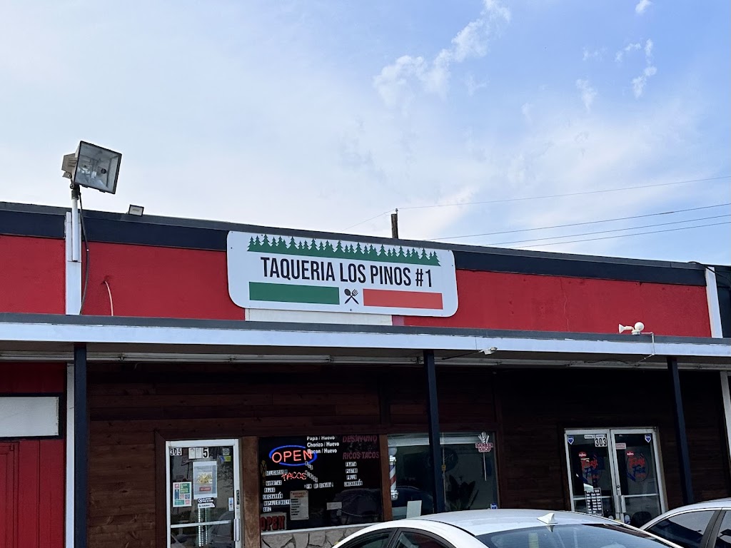 Taqueria Los Pinos | 305 W Hundley Dr, Lake Dallas, TX 75065, USA | Phone: (214) 480-0204