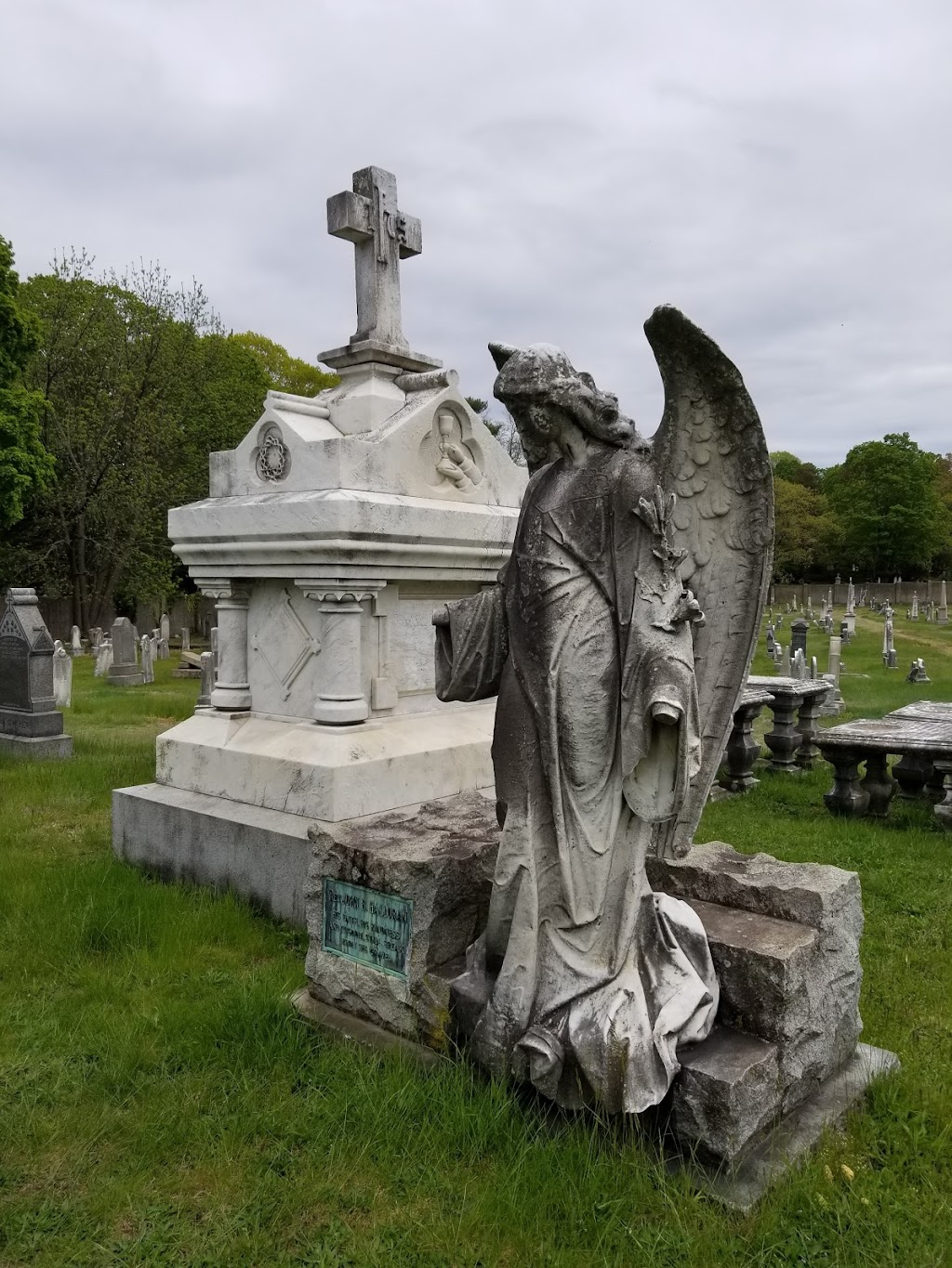 Catholic Mount Auburn Cemetery | 64 Cottage St, Watertown, MA 02472, USA | Phone: (781) 322-6300