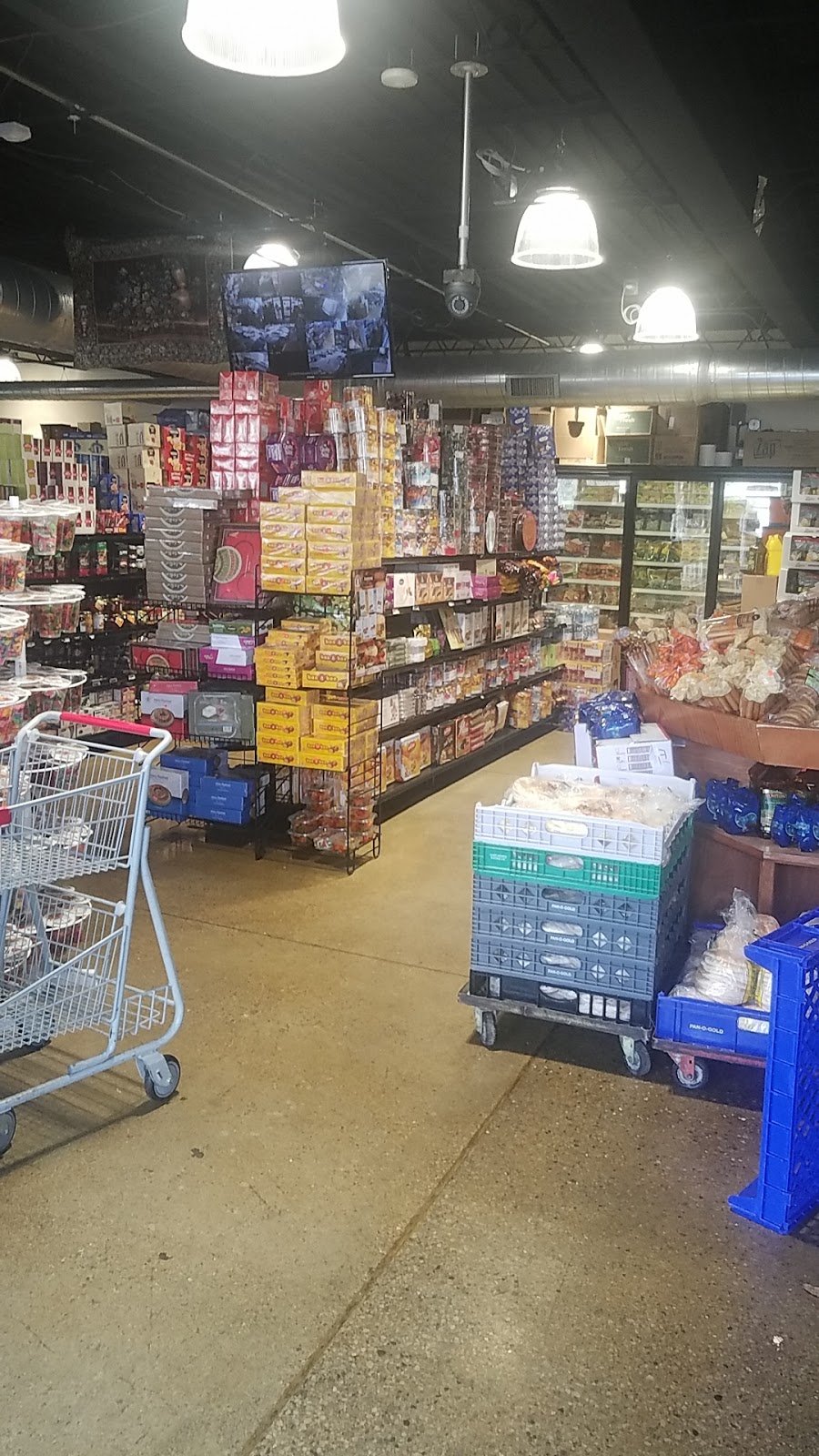 Al-Yousef Supermarket & Restaurant | 6329 S 20th St, Oak Creek, WI 53154, USA | Phone: (414) 301-5233