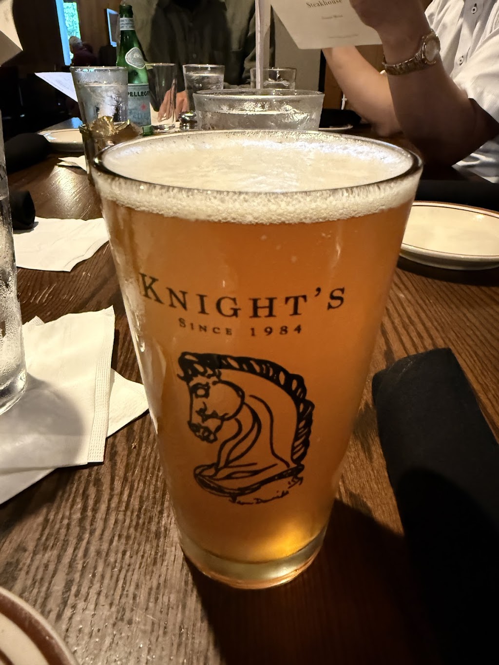 Knights Steakhouse | 2324 Dexter Ave, Ann Arbor, MI 48103, USA | Phone: (734) 665-8644