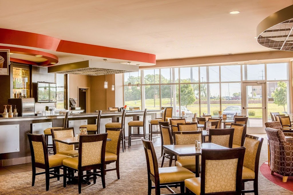 Cambria Hotel Minneapolis Maple Grove | 9655 Grove Cir N, Maple Grove, MN 55369, USA | Phone: (952) 225-2685