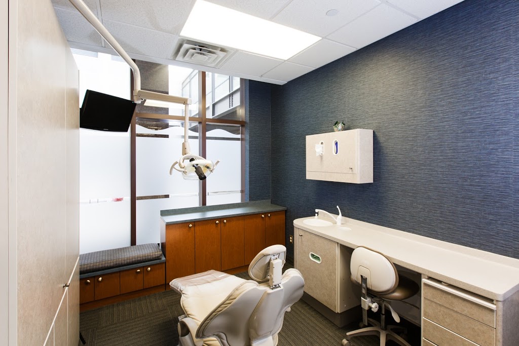 St Paul Dental Center: Trowbridge Joseph P DDS | 30 E 7th St #101, St Paul, MN 55101, USA | Phone: (651) 227-6646