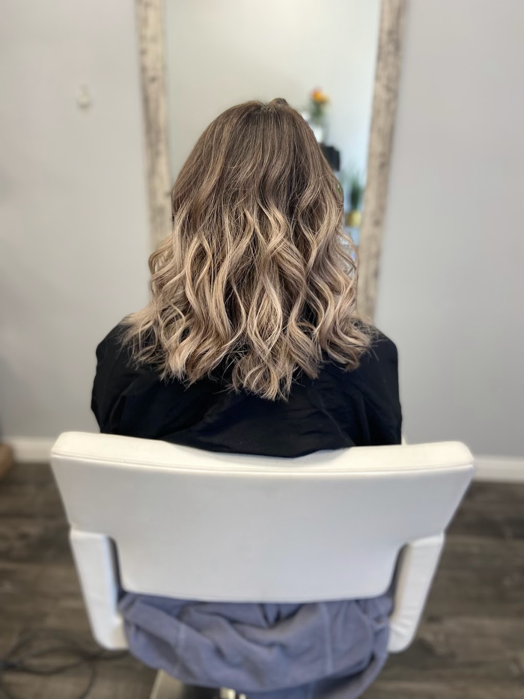 Bombshell By Kenia Hair Salon | 5928 Monterey Rd, Los Angeles, CA 90042, USA | Phone: (323) 507-2029