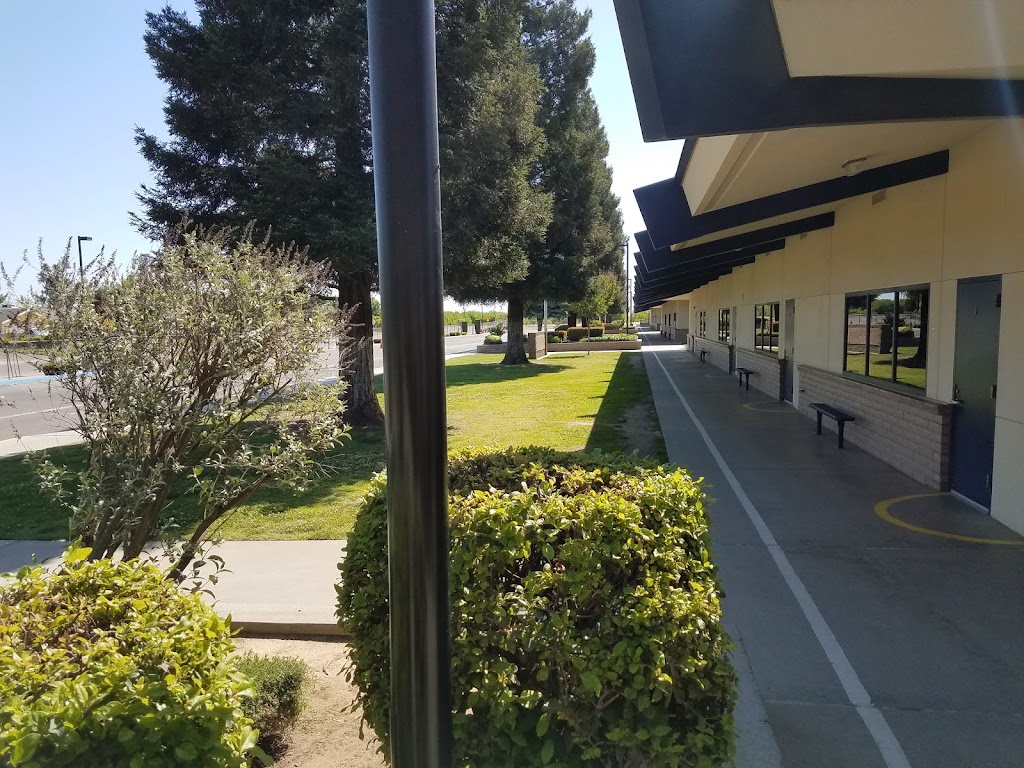 Berenda Elementary School -MUSD | 26820 Club Dr, Madera, CA 93638, USA | Phone: (559) 674-3325