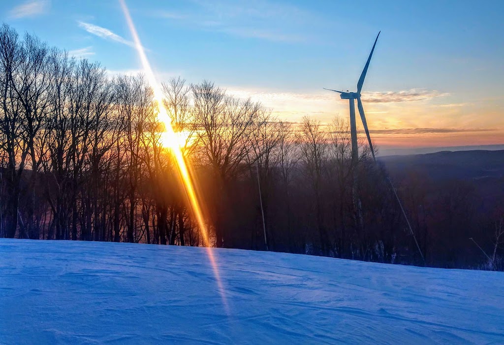 Jiminy Peak Mountain Resort | 37 Corey Rd, Hancock, MA 01237, USA | Phone: (413) 738-5500