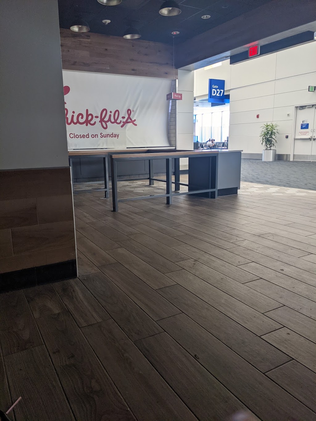 Chick-fil-A | 601 W G Rogell Dr Ste 4007 Suite 4007, Detroit, MI 48242, USA | Phone: (734) 955-9455