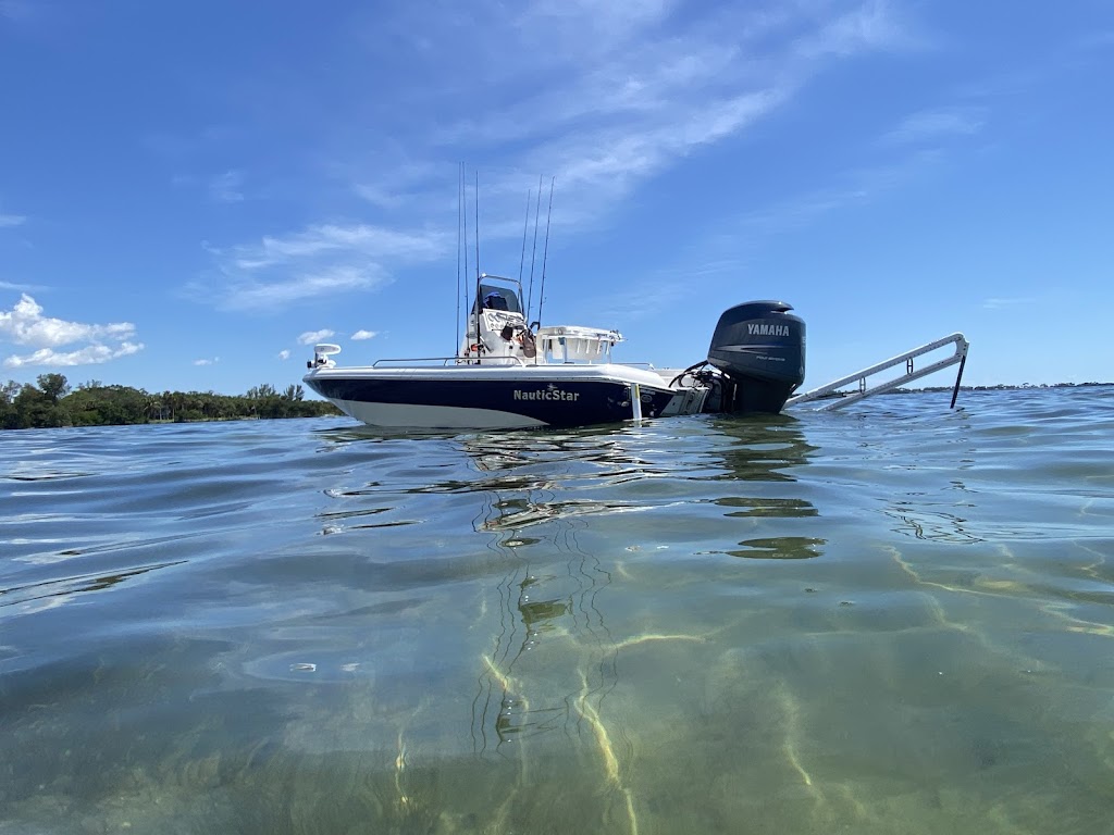 Mayday Marine Services LLC | 5385 Seminole Blvd, St. Petersburg, FL 33708 | Phone: (727) 422-9557