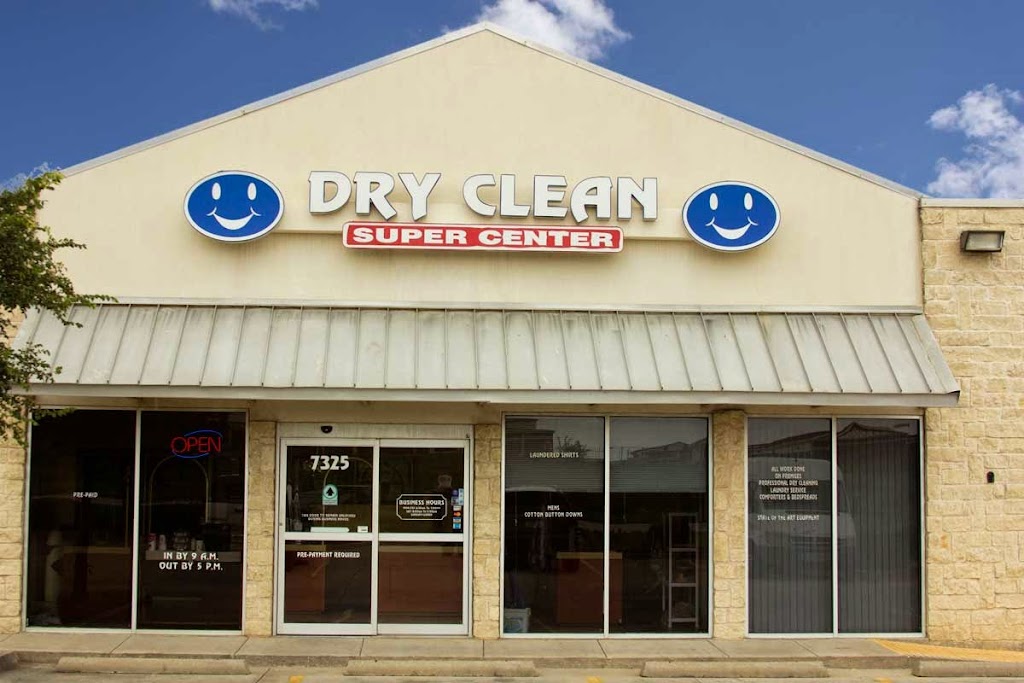 Fort Worth Family Cleaners | 7325 Boat Club Rd, Fort Worth, TX 76179, USA | Phone: (817) 236-3388