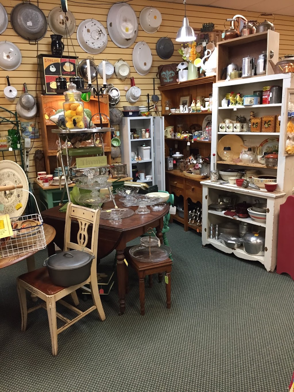 Vintage Inspirations | 203 2nd St E, Hastings, MN 55033, USA | Phone: (651) 437-4377