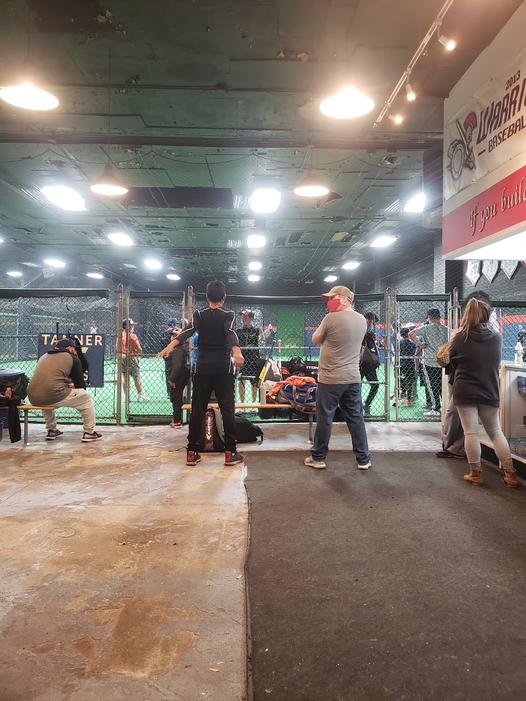 Cage-Baseball Inc | 62-40 Metropolitan Ave, Queens, NY 11379, USA | Phone: (718) 366-2122