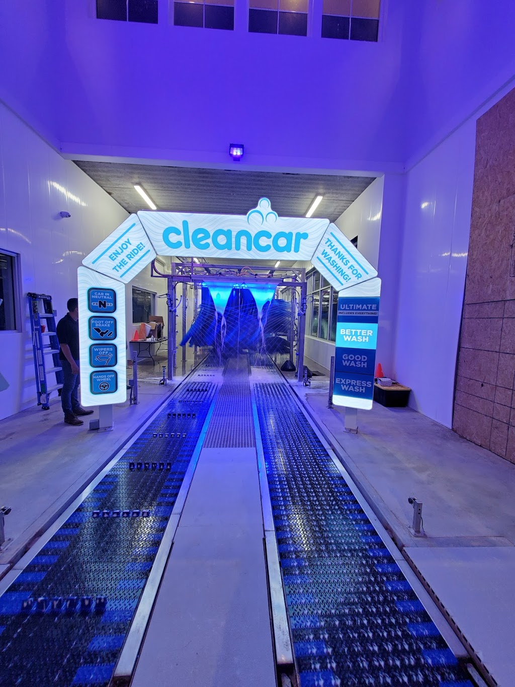 CleanCar Express Car Wash | 821 North Point Drive, Waterloo, IL 62298, USA | Phone: (618) 939-2227