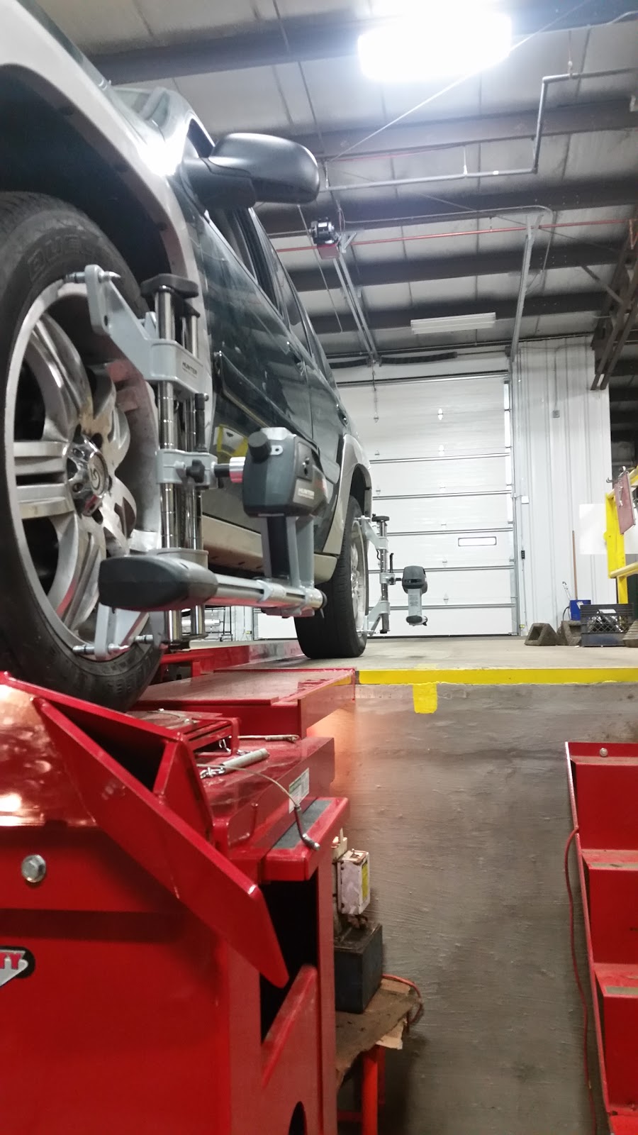 Pomps Tire Service | 927 Gardner St, Joliet, IL 60433, USA | Phone: (815) 726-7470