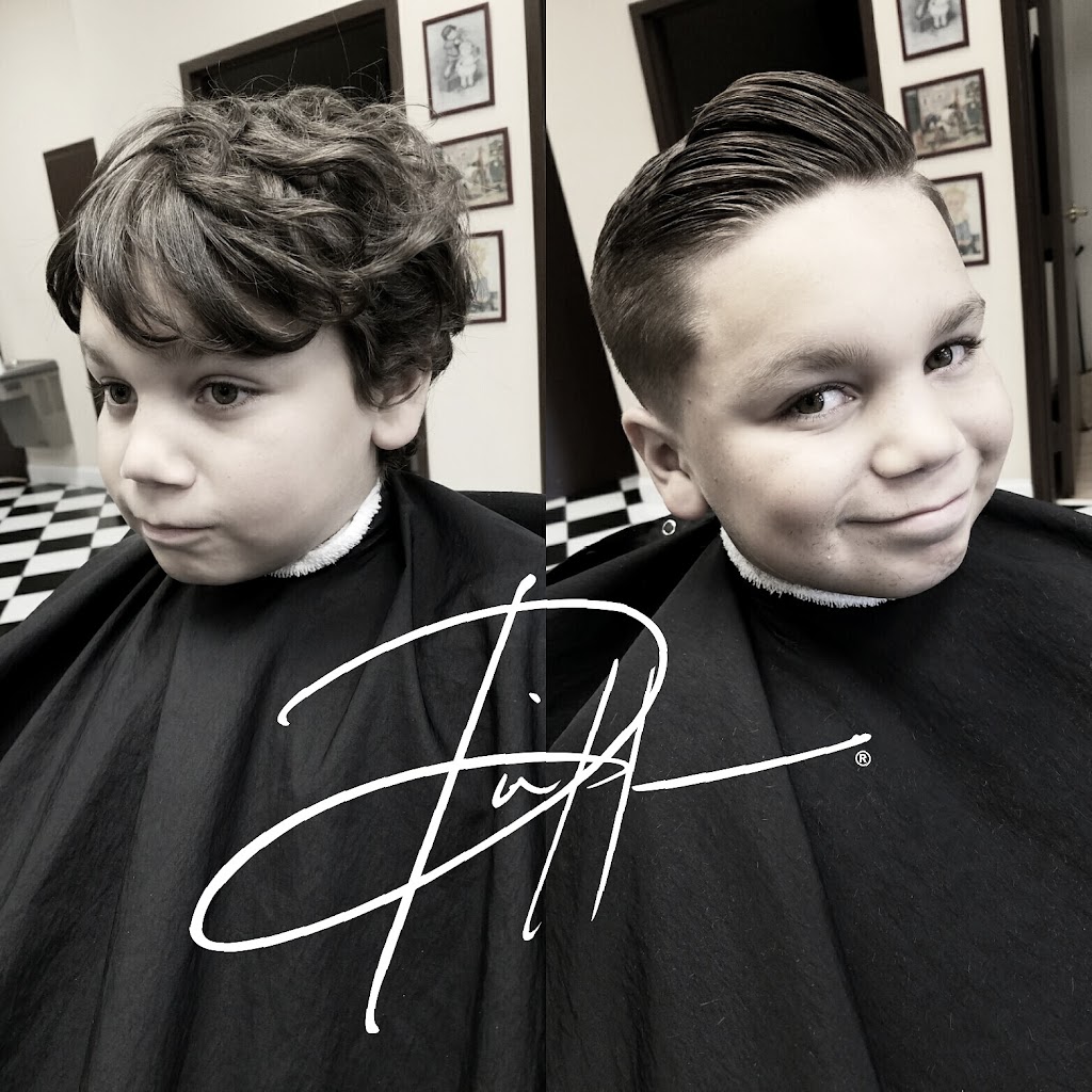 The Reynards Den Barbershop | 1141 Hammond Drive NE Suite 200, Salon Suites (Upstairs-Studio, # 103, Dunwoody, GA 30346, USA | Phone: (770) 572-7528