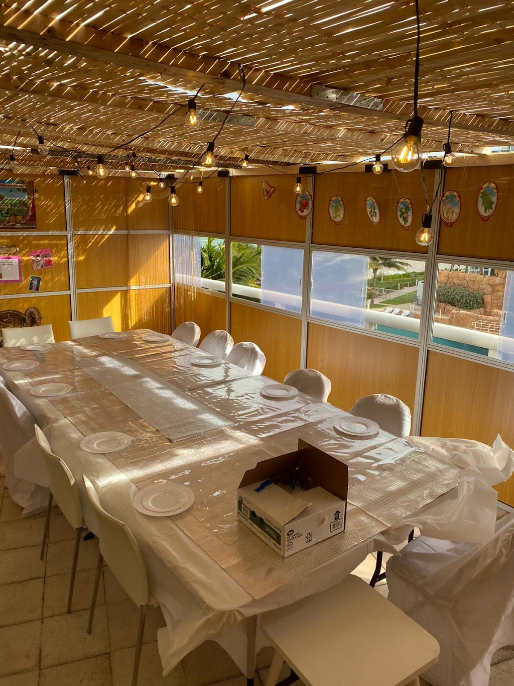 Sukkah Market of Florida | 4538 Inverrary Blvd, Lauderhill, FL 33319, USA | Phone: (954) 709-6507