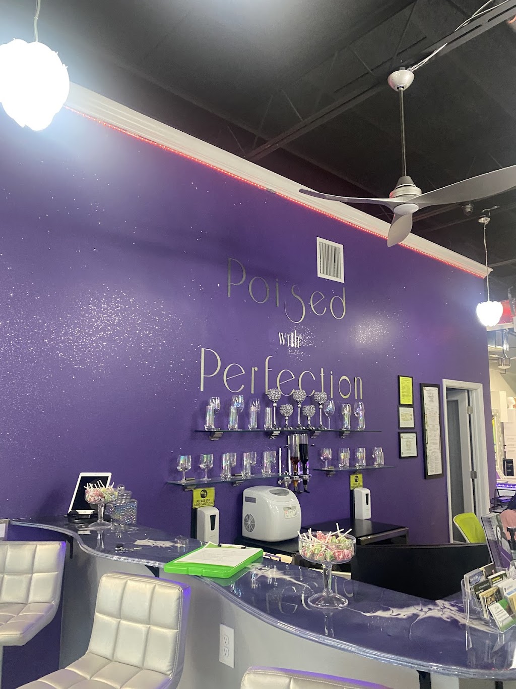 Poised with Perfection Salon Lounge | 3994 NW 19th St, Fort Lauderdale, FL 33311, USA | Phone: (954) 766-4872