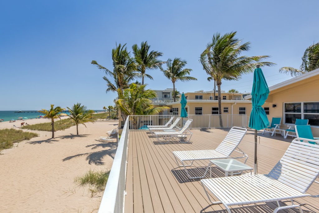Beachfront Penthouse by the Sea | 4520 El Mar Dr #38, Lauderdale-By-The-Sea, FL 33308, USA | Phone: (954) 684-4164
