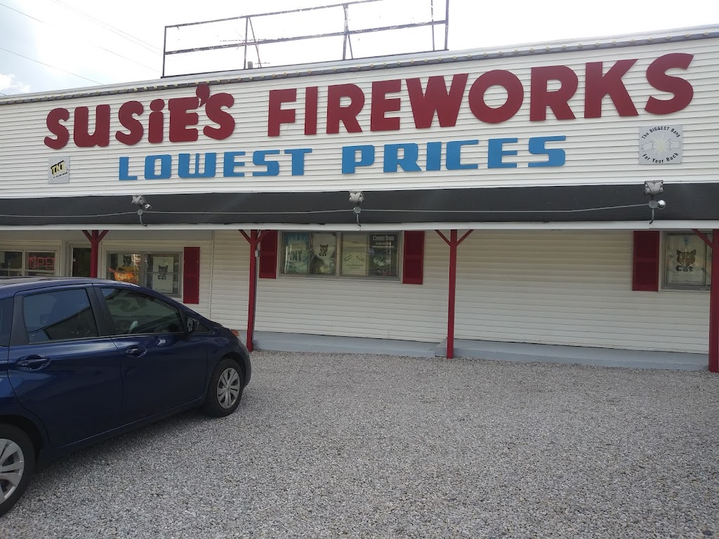 Susies Fireworks | 9118 TN-52, Portland, TN 37148, USA | Phone: (615) 828-8629