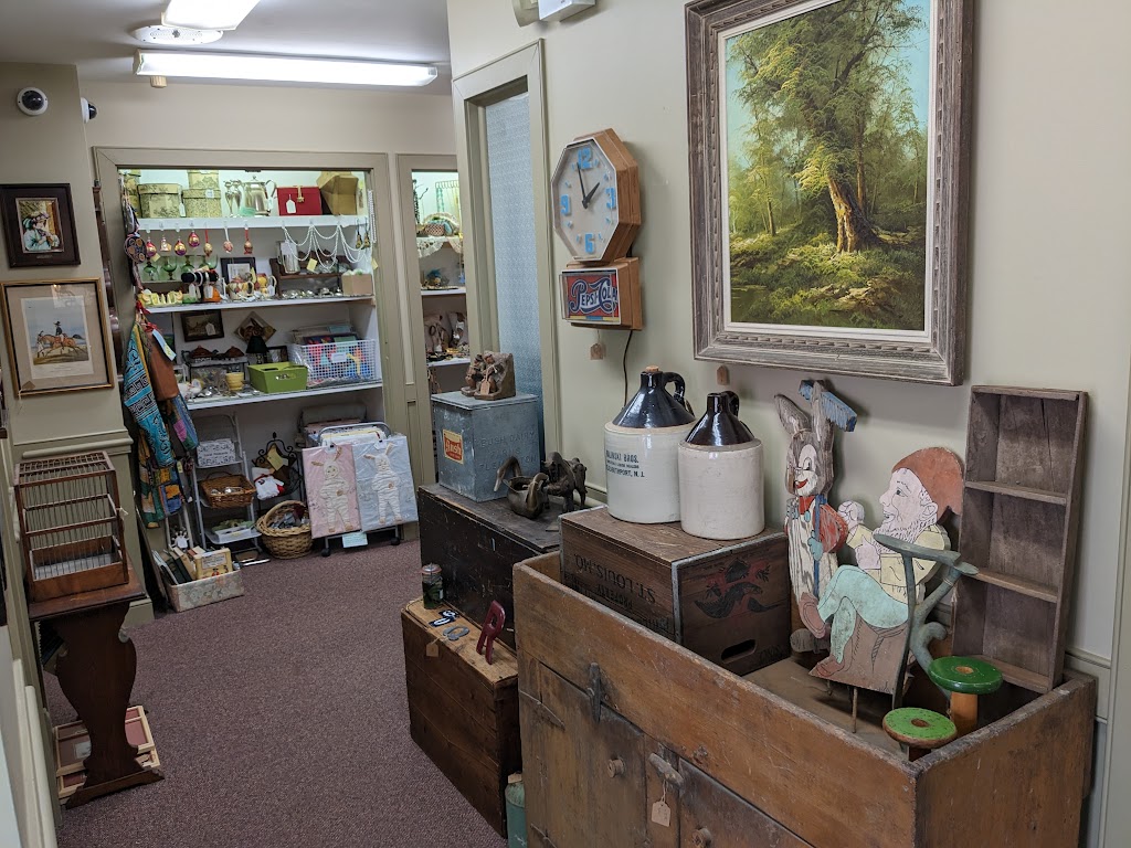 Sentiment Depot Antiques and Collectibles | 238 W Delaware Ave, Pennington, NJ 08534, USA | Phone: (609) 669-1566