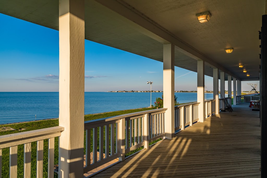 Redfish Lodge On Copano Bay | 901 Rattlesnake Point Rd, Rockport, TX 78382 | Phone: (800) 392-9324