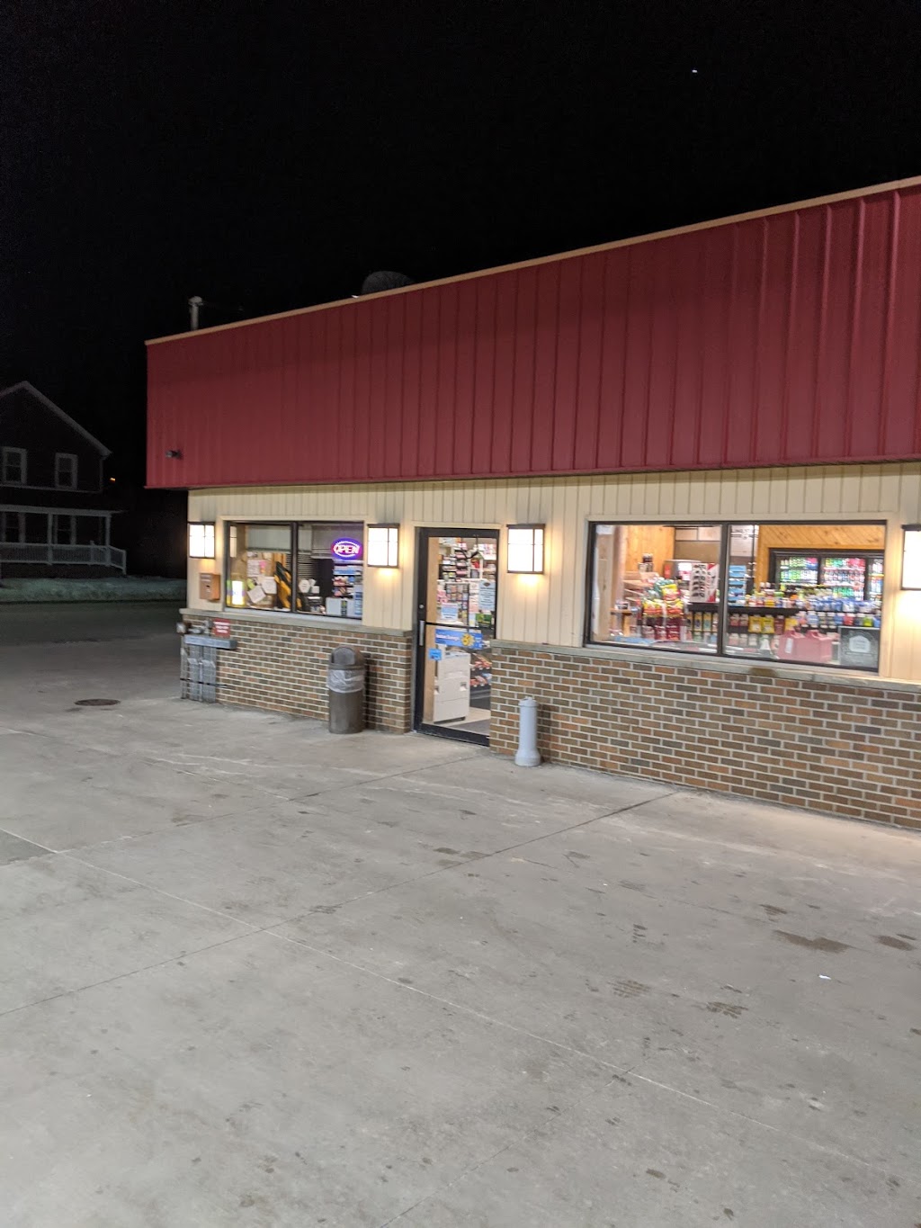 Kewaskum Corner Mart | 516 Main St, Kewaskum, WI 53040, USA | Phone: (262) 626-2707