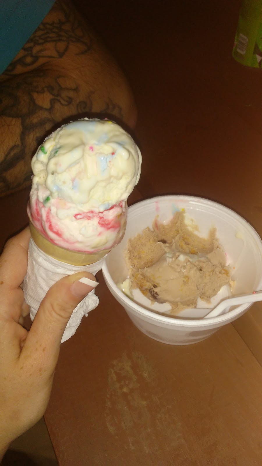 Yoders Red Barn Ice Cream | 428 Parkside Dr, Ashland, OH 44805, USA | Phone: (419) 282-6277