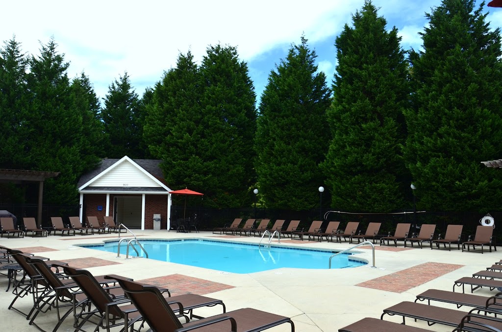 Crowne Park | 900 Crowne Park Dr, Winston-Salem, NC 27106, USA | Phone: (336) 761-1666