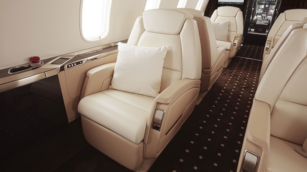 VistaJet US | 120 Wooster St, New York, NY 10012, USA | Phone: (833) 853-8872