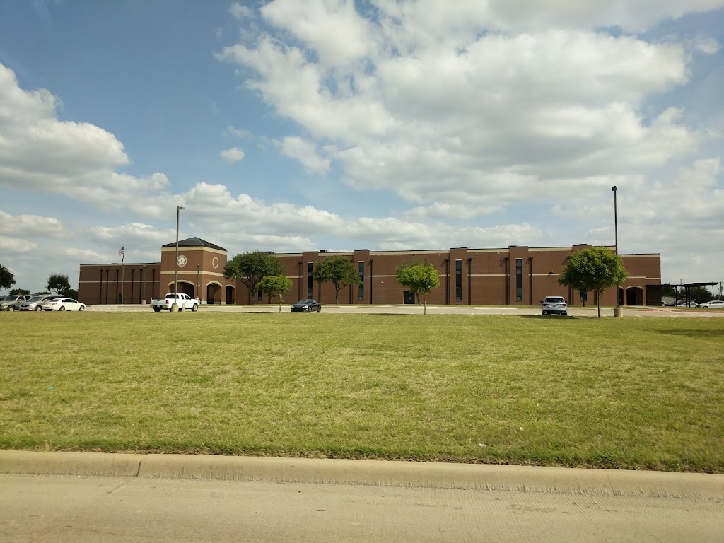 Mary Orr Intermediate School | 2900 E Broad St, Mansfield, TX 76063 | Phone: (817) 299-2600