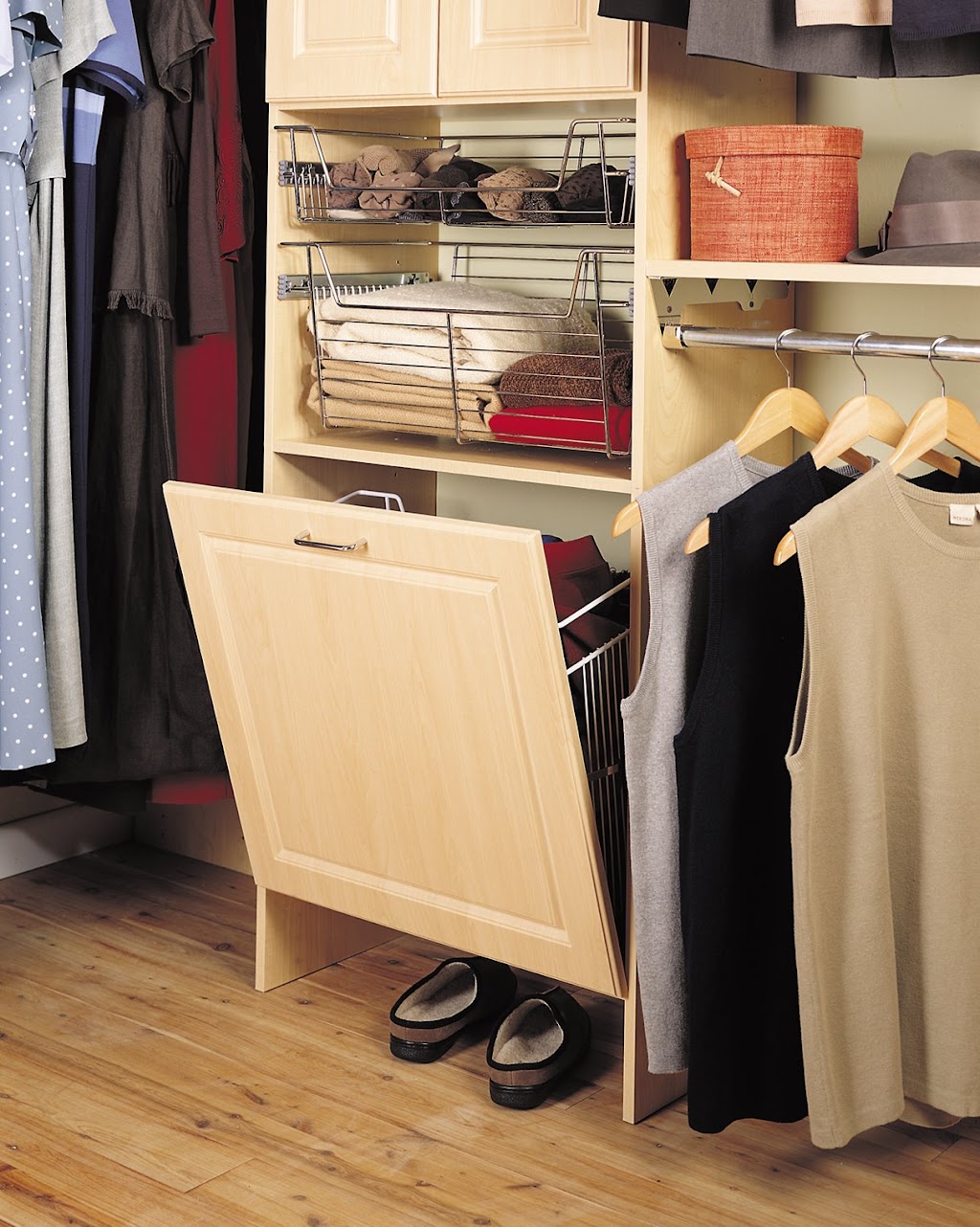 Closet Captain - Closet Organizer Systems | 15445 Chemical Ln, Huntington Beach, CA 92649, USA | Phone: (949) 424-8333