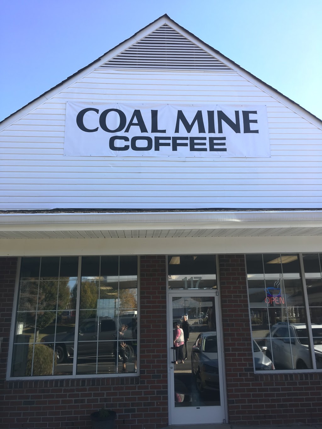 Coal Mine Coffee | 117 Browns Way Rd, Midlothian, VA 23114, USA | Phone: (804) 897-8299