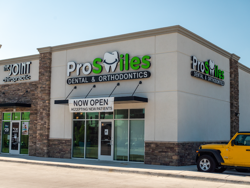 ProSmiles Dental & Orthodontics of Hurst | 760 W Pipeline Rd #301, Hurst, TX 76053, USA | Phone: (817) 678-5000