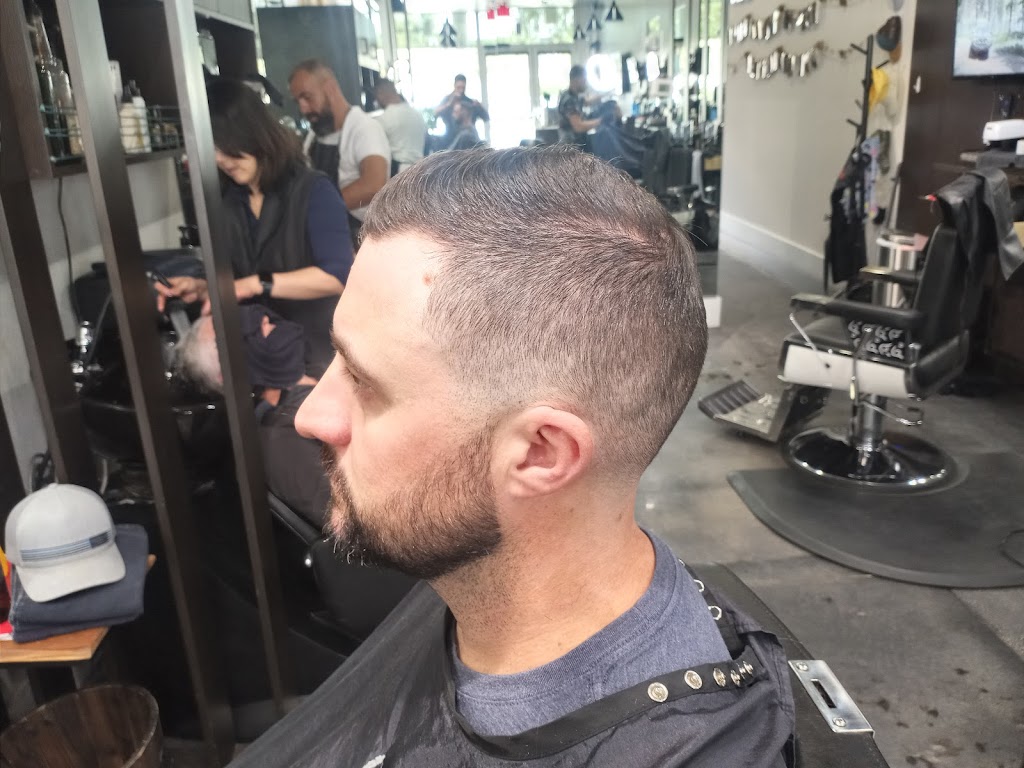 Amir The Barber Classic Cuts | 1561 Lakefront Dr Suite 101, Sarasota, FL 34240, USA | Phone: (941) 348-9621