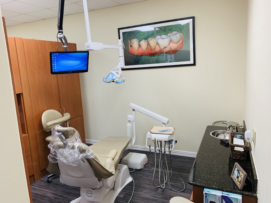 Parkway Dental (Custom Dental) | 17610 Midway Rd #110, Dallas, TX 75287, USA | Phone: (972) 735-8900