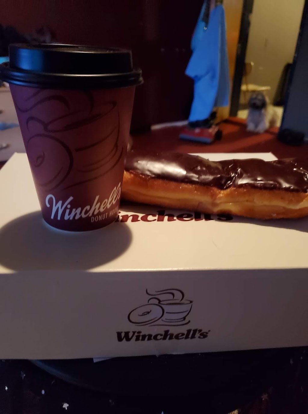 Winchells Donut House | 1931 E Florence Ave, Los Angeles, CA 90001, USA | Phone: (323) 588-1154